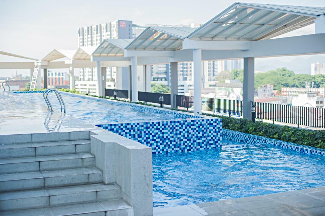 Octagon Premium Ipoh Town Center By Grab A Stay Extérieur photo